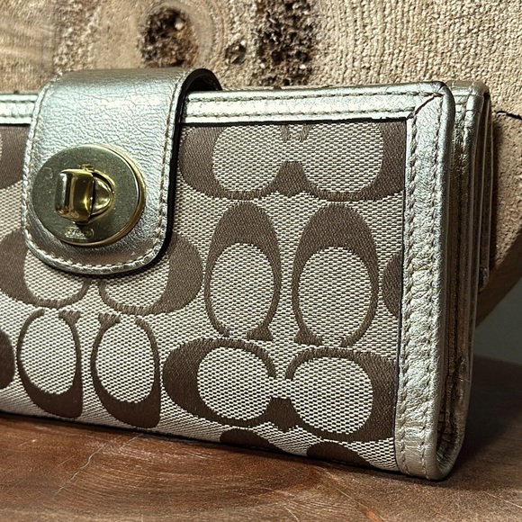 COACH Signature Metallic Turnlock Checkbook wallet - Picture 2 of 16